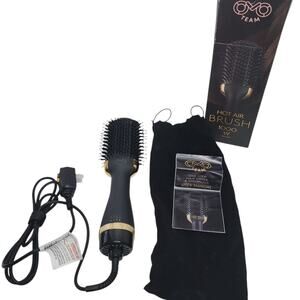 Blowout Hair Dryer Brush, Black Gold Dryer and Volumizer Oval Shape